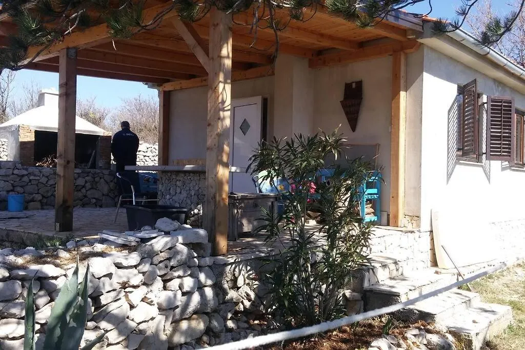 Rare Find! Dogs Welcome Secluded Comfy House Krk سيلو 0*,