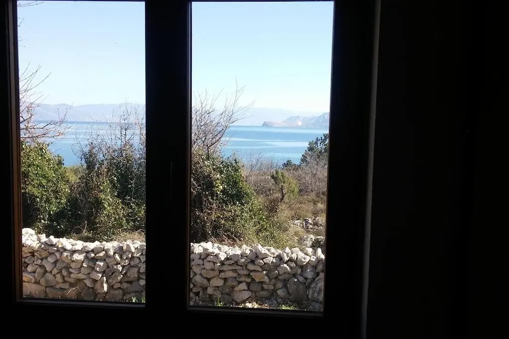 Rare Find! Dogs Welcome Secluded Comfy House Krk سيلو بيت للعطل